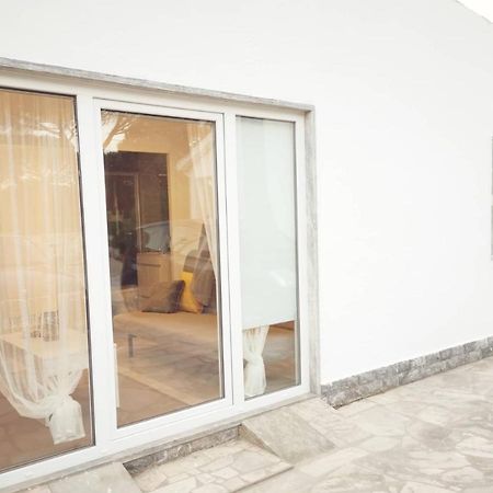 Small House With Private Park And Yard Terrugem المظهر الخارجي الصورة