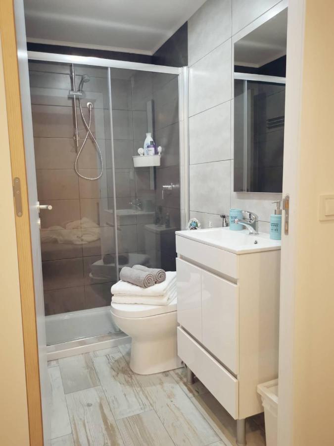 Small House With Private Park And Yard Terrugem المظهر الخارجي الصورة