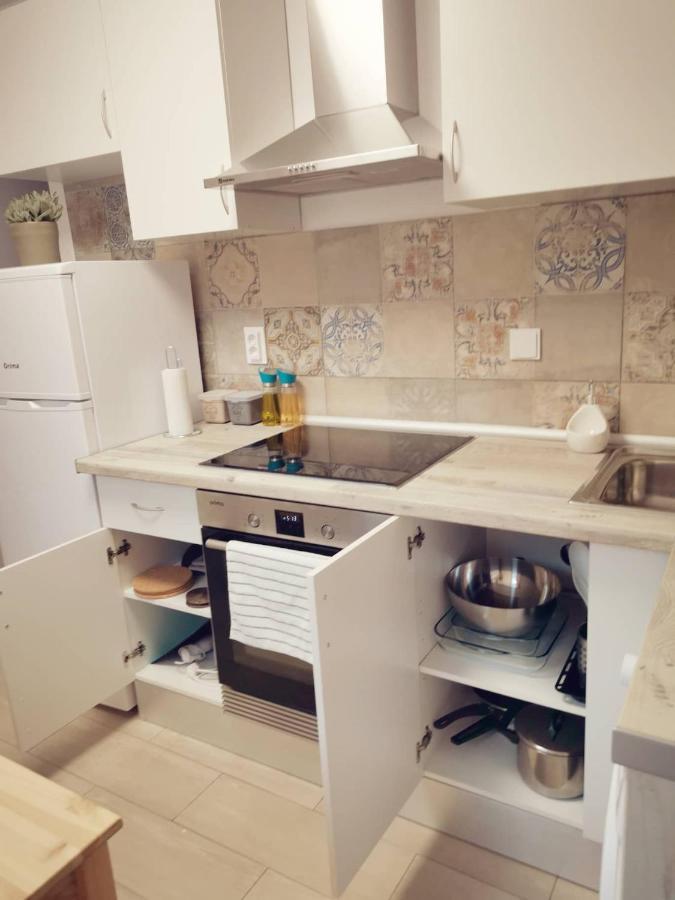 Small House With Private Park And Yard Terrugem المظهر الخارجي الصورة